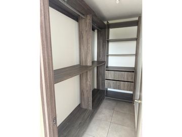 BRISAS DEL GOLF / PH HACIENDA GOLF / 87m / 2 HABITACIO / 2 PARKIN