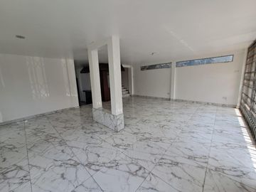 Venta de villa en sitio seguro en Alborada Sexta Etapa