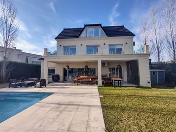 ALQUILER DE CASA EN Tigre