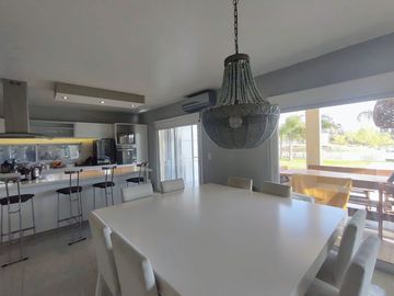 ALQUILER DE CASA EN Tigre