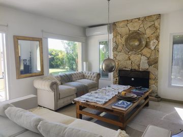 ALQUILER DE CASA EN Tigre