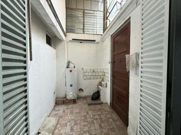 Venta Departamento tipo PH 4 amb. Patio Paternal