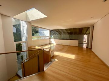 Casa en venta en Club de Golf los Encinos