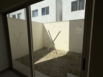 CASA EN VENTA EN SANTUARIO CUMBRES