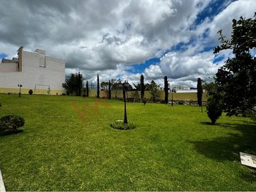 Casa en VENTA AMUEBLADA en RESIDENCIAL HERRADURA, San Cristobal de las casas.