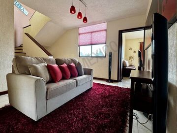 Casa en VENTA AMUEBLADA en RESIDENCIAL HERRADURA, San Cristobal de las casas.