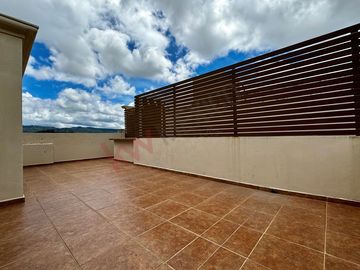Casa en VENTA AMUEBLADA en RESIDENCIAL HERRADURA, San Cristobal de las casas.