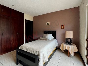 Casa en VENTA AMUEBLADA en RESIDENCIAL HERRADURA, San Cristobal de las casas.