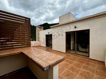 Casa en VENTA AMUEBLADA en RESIDENCIAL HERRADURA, San Cristobal de las casas.