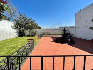 CASA EN VENTA EN LOMAS DE TARANGO, ALCALDÍA ALVARO OBREGÓN
