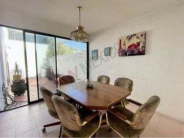 CASA EN VENTA EN LOMAS DE TARANGO, ALCALDÍA ALVARO OBREGÓN