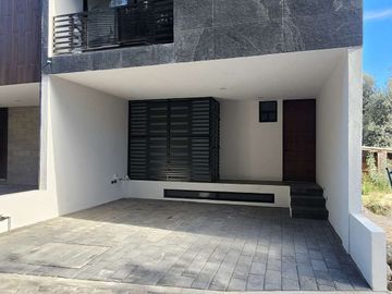 CASA EN VENTA EN SAN PEDRO CHOLULA