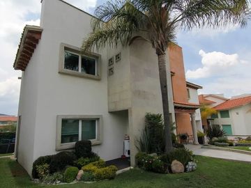 Venta y Renta de Casa