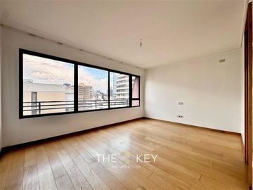 Departamento en Venta en Presidente Riesco - San Sebastián