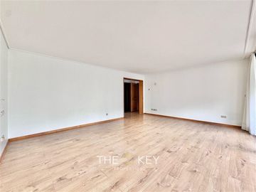 Departamento en Venta en Presidente Riesco - San Sebastián