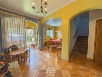 Casa en Venta en Emilia Tellez