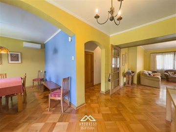 Casa en Venta en Emilia Tellez