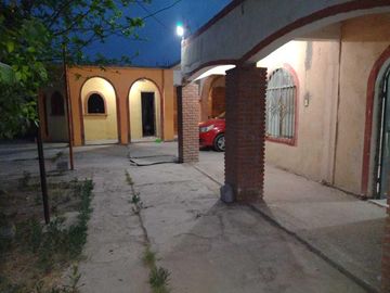 QUINTA EN VENTA EN COL. MA. LÓPEZ MERCADO EN TORREÓN, COAHUILA
