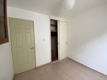 CASA EN RENTA EN CEDROS 4000