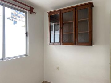 CASA EN RENTA EN CEDROS 4000