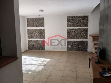 CASA EN VENTA EN RESIDENCIAL LOS PINOS