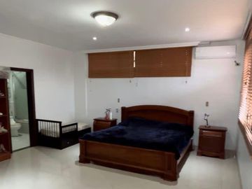 Casa en Venta, Urbanizacion Biblios, Samborondon JosGu
