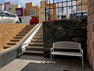 Casa En Venta En Lomas Del Angel La Calera