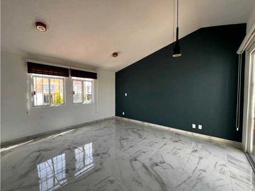 Casa En Venta En Lomas Del Angel La Calera