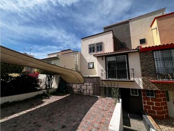 Casa En Venta En Lomas Del Angel La Calera