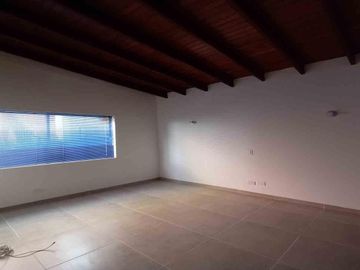 CASA EN ARRIENDO EN GUAYACANES/MANIZALES