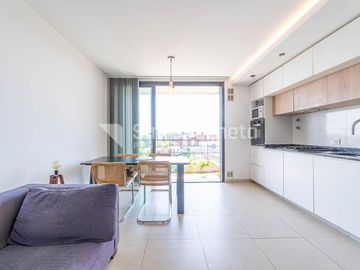 Venta departamento 2 ambientes con doble balcón en Morón.