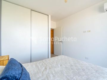 Venta departamento 2 ambientes con doble balcón en Morón.