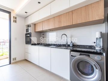 Venta departamento 2 ambientes con doble balcón en Morón.