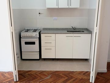 Venta Departamento 1 Ambiente con Balcón al Contrafrente en Recoleta