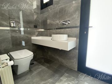 Casa en venta en Fincas del Alba Canning