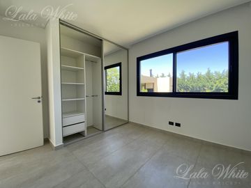 Casa en venta en Fincas del Alba Canning