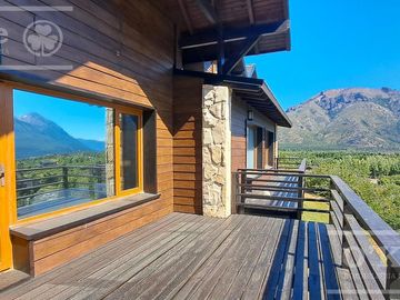 Departamento en venta 4 ambientes,  Arelauquen, Bariloche.