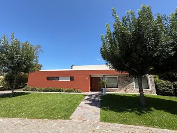 Casa en  venta en Barrio cerrado Hudson Park