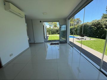 Casa en  venta en Barrio cerrado Hudson Park