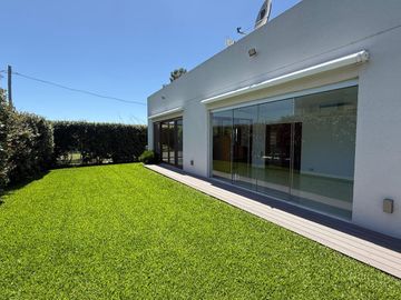 Casa en  venta en Barrio cerrado Hudson Park