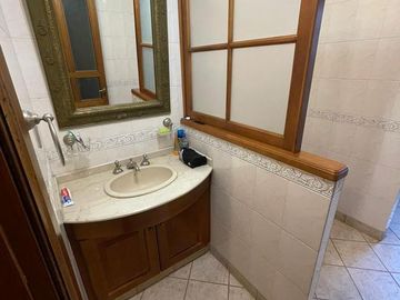 Casa estilo antiguo 5amb - Quilmes Residencial