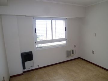 Semipiso céntrico