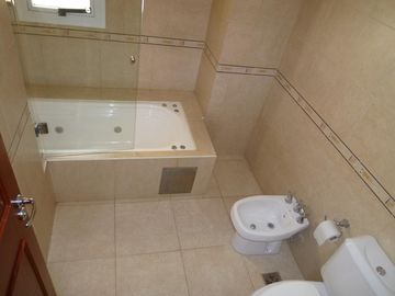 Semipiso céntrico