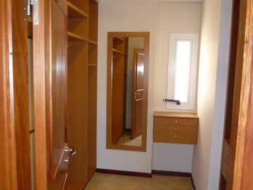Semipiso céntrico