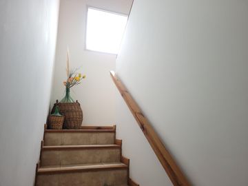 San Isidro Labrador | Casa con lindísimo terreno a la laguna se vende con amarra incluída