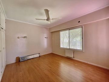Casa en Venta de 3 dormitorios en Rosario - Country Aldea Tenis- Fisherton