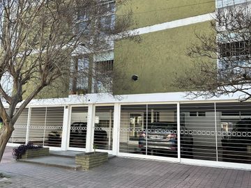 Departamento con Cochera