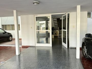 Departamento con Cochera