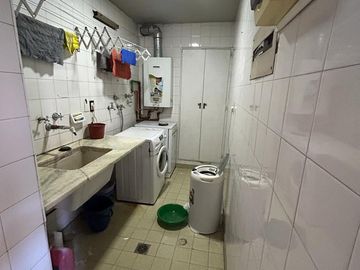 En venta departamento de categoria en Muñecas al 600 Barrio Norte