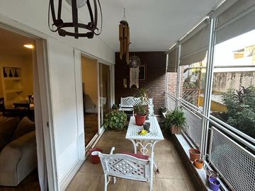En venta departamento de categoria en Muñecas al 600 Barrio Norte
